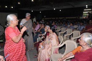Chief Guest Kumudu Srinivasan fondly remembering her friendship days with our Founder
