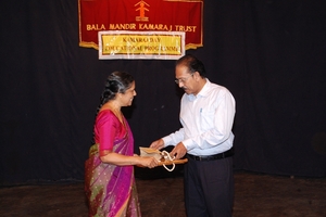 Presenting the Bala Mandir key to the Chief Guest Mr. Rajendran