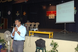 Dr.Naresh explaining the concepts of Health, Nutrition and Prevention of Diseases
